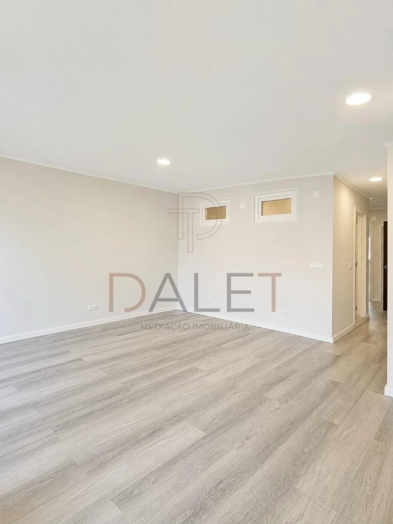 Apartamento T2 para Venda em Oeiras e São Julião da Barra, Paço de Arcos e Caxias Foto 10
