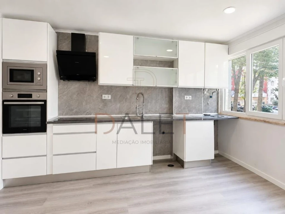 Apartamento T2 para Venda em Oeiras e São Julião da Barra, Paço de Arcos e Caxias Foto 7