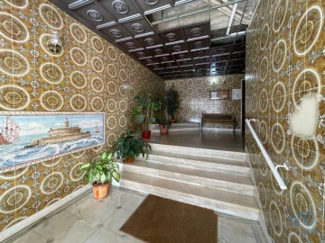 Apartamento T2 para Venda em Oeiras e São Julião da Barra, Paço de Arcos e Caxias