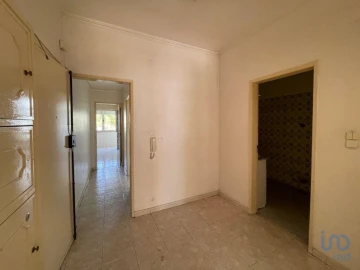 Apartamento T2 para Venda em Oeiras e São Julião da Barra, Paço de Arcos e Caxias