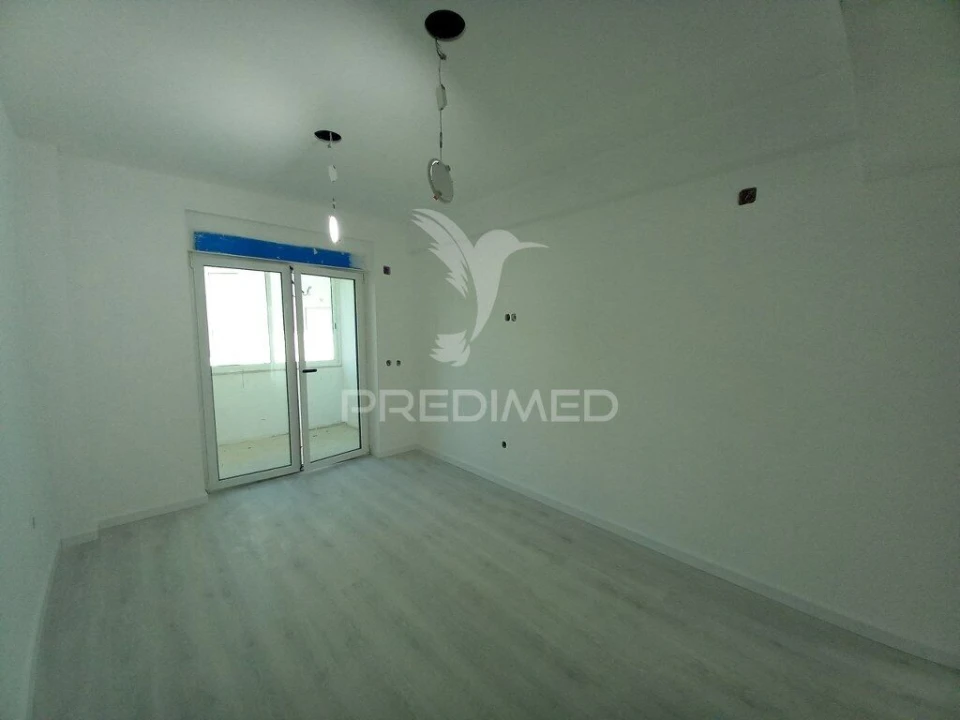 Apartamento T4 para Venda em Póvoa de Santa Iria e Forte da Casa Foto 13