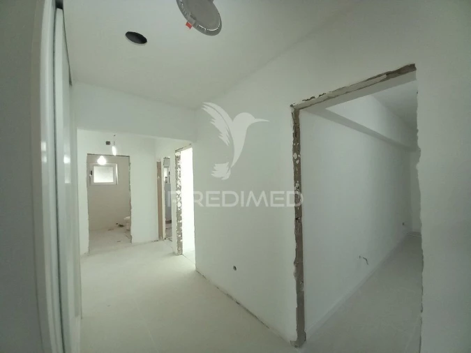 Apartamento T4 para Venda em Póvoa de Santa Iria e Forte da Casa Foto 8