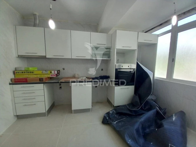 Apartamento T4 para Venda em Póvoa de Santa Iria e Forte da Casa Foto 7