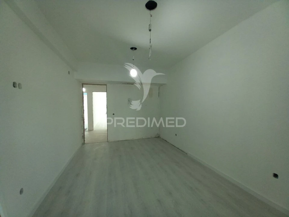 Apartamento T4 para Venda em Póvoa de Santa Iria e Forte da Casa Foto 15