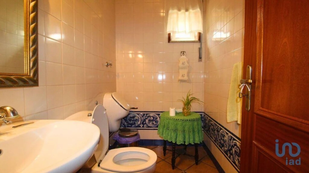 Moradia T3 para Venda em Ossela Foto 10