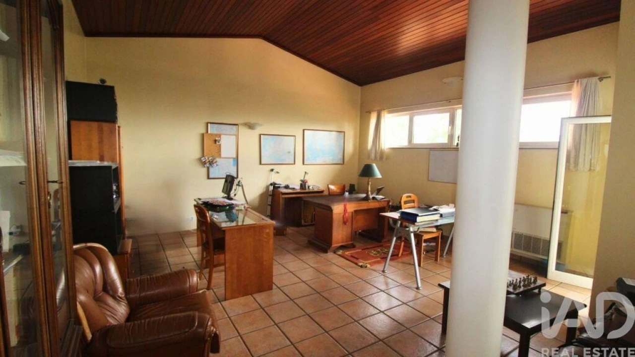 Moradia T3 para Venda em Ossela Foto 17