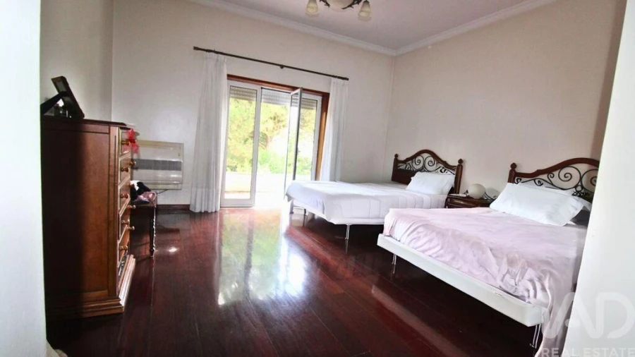 Moradia T3 para Venda em Ossela Foto 21