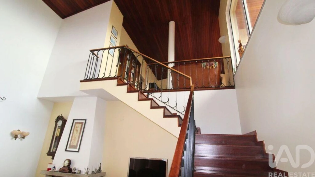 Moradia T3 para Venda em Ossela Foto 18