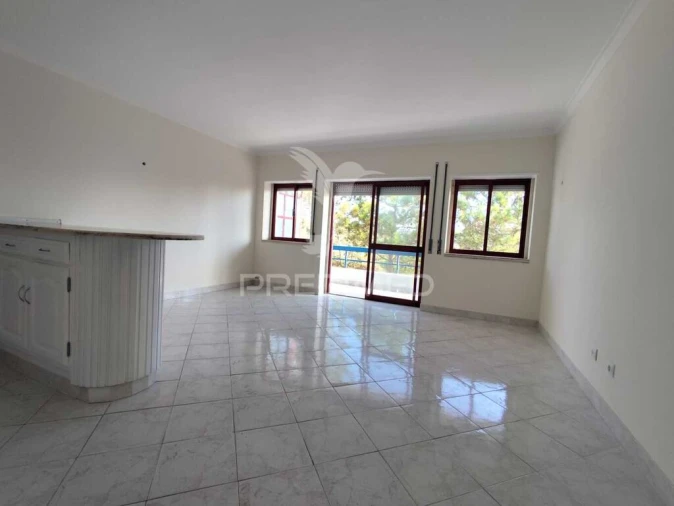 Apartamento T1 para Venda em Santa Maria e São Miguel, São Martinho, São Pedro Penaferrim Foto 3