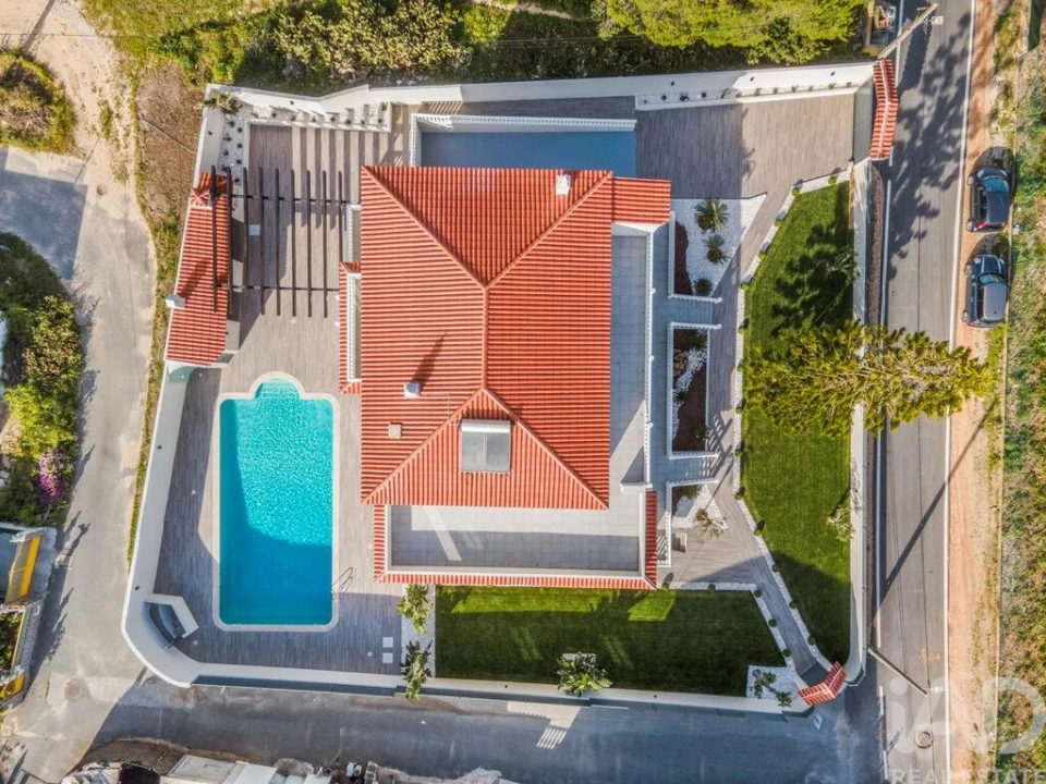 Moradia T7 para Venda em Almancil Foto 37