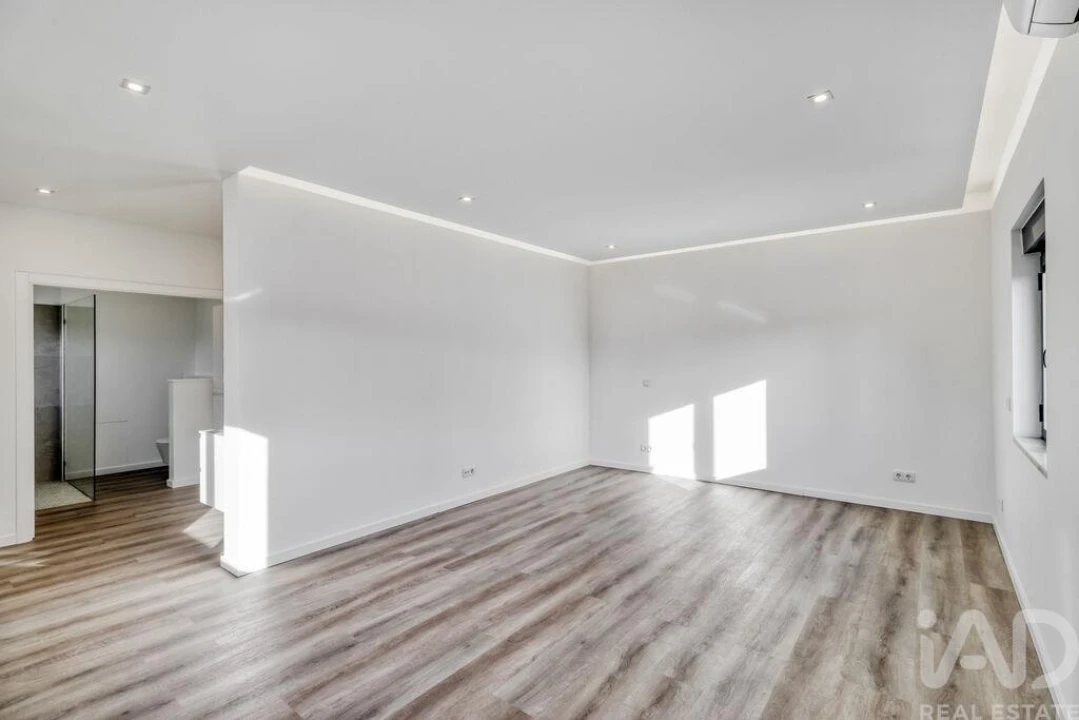 Moradia T7 para Venda em Almancil Foto 28