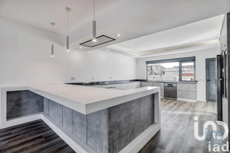 Moradia T7 para Venda em Almancil Foto 12