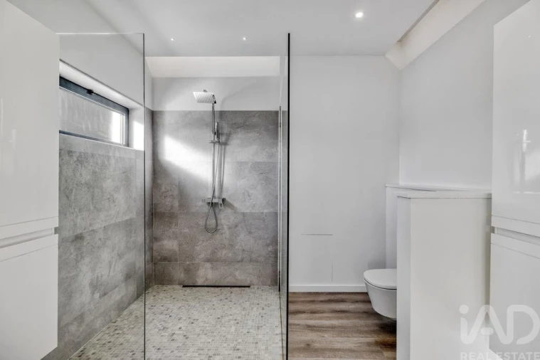 Moradia T7 para Venda em Almancil Foto 29