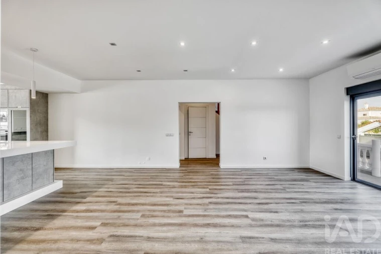 Moradia T7 para Venda em Almancil Foto 30