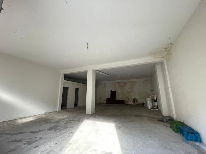 Garagem para Arrendamento em Barcelos, V.Boa, V.Frescainha Foto 2