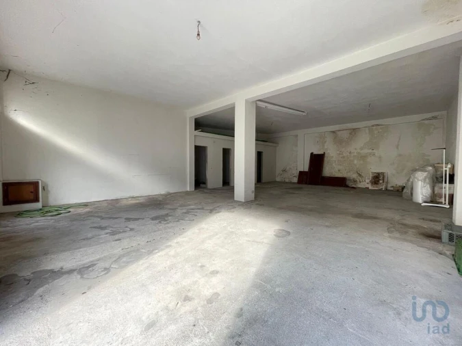 Garagem para Arrendamento em Barcelos, V.Boa, V.Frescainha