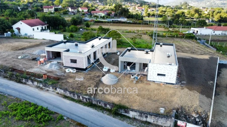 Moradia T3 para Venda em Prozelo Foto 16