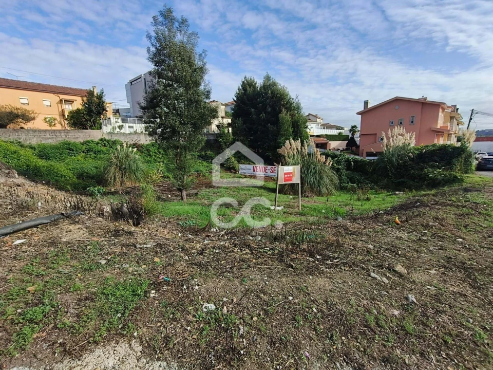Terreno para Venda em Fânzeres e São Pedro da Cova Foto 23