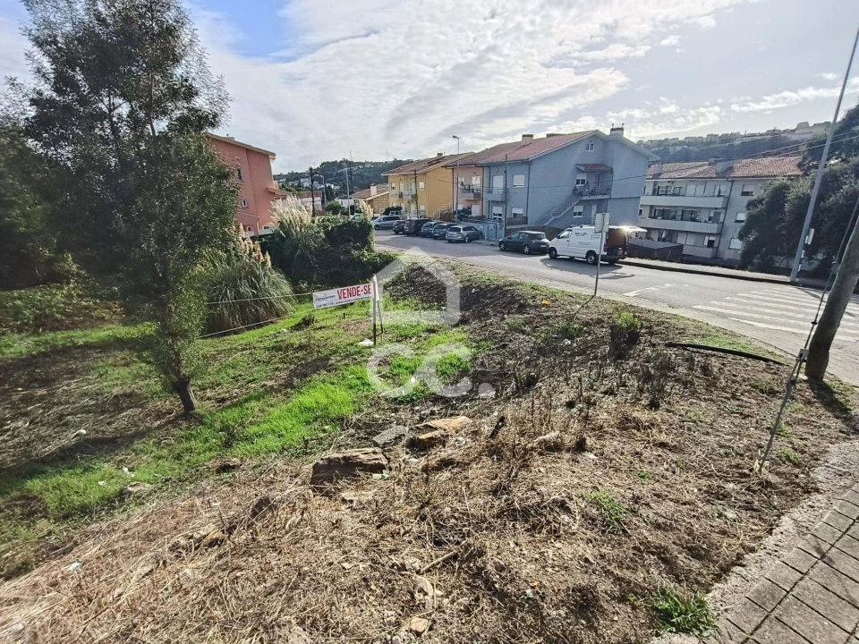 Terreno para Venda em Fânzeres e São Pedro da Cova Foto 22