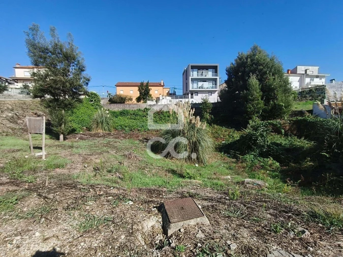 Terreno para Venda em Fânzeres e São Pedro da Cova Foto 17
