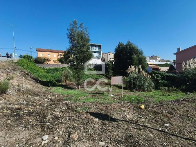 Terreno para Venda em Fânzeres e São Pedro da Cova Foto 14