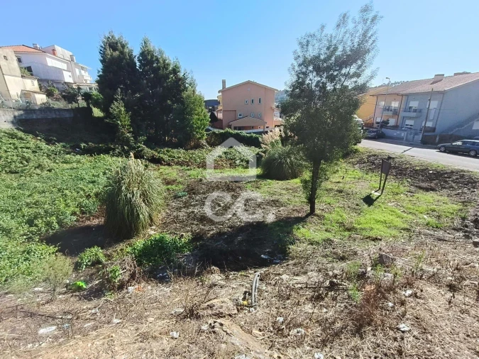 Terreno para Venda em Fânzeres e São Pedro da Cova Foto 10