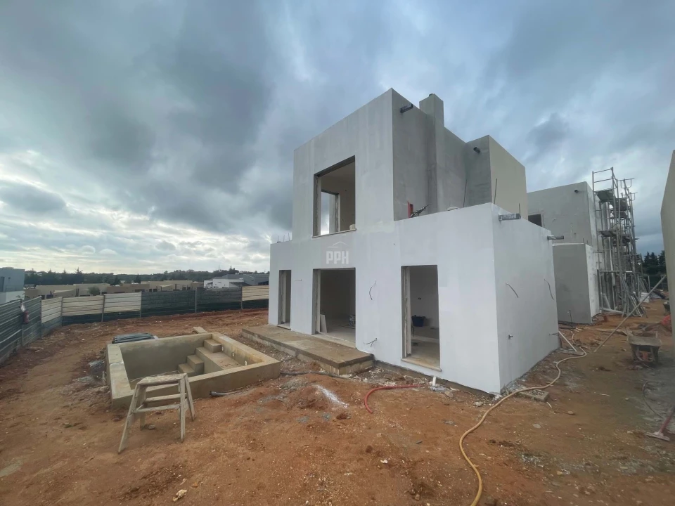 Moradia T4 para Venda em Silves Foto 1