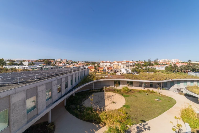 Apartamento T1 para Venda em Carcavelos e Parede Foto 16