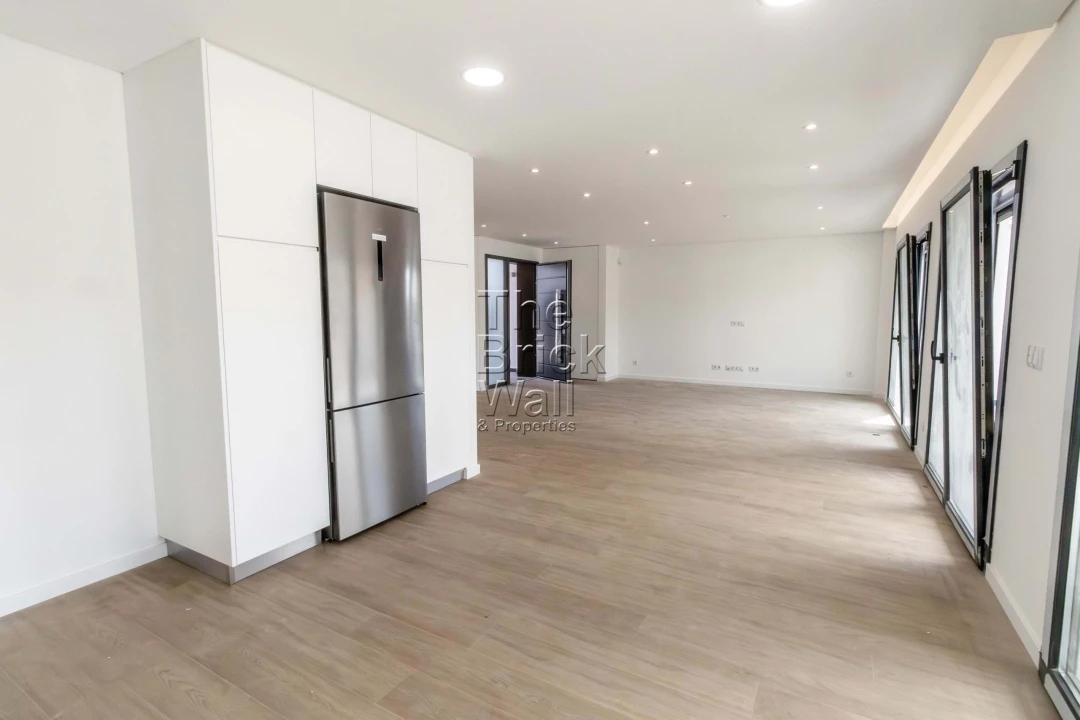 Moradia T4 para Venda em Santa Iria de Azoia, São João da Talha e Bobadela Foto 11