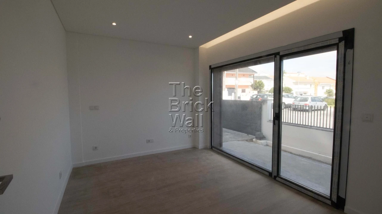 Moradia T4 para Venda em Santa Iria de Azoia, São João da Talha e Bobadela Foto 13