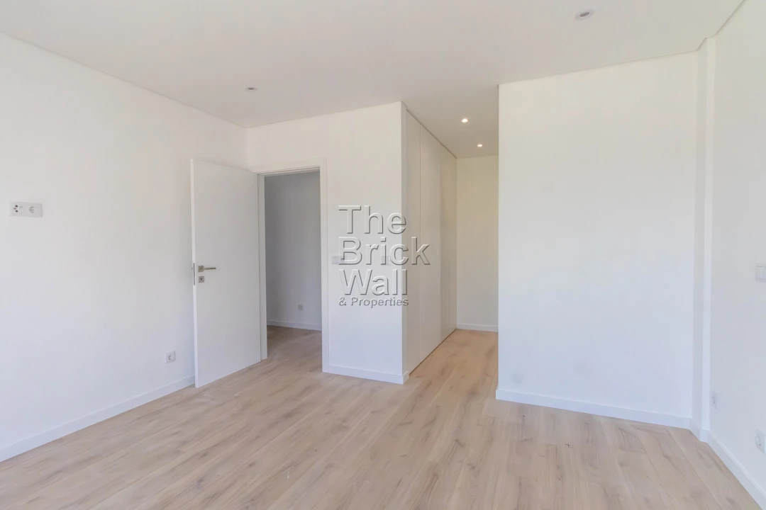 Moradia T4 para Venda em Santa Iria de Azoia, São João da Talha e Bobadela Foto 33