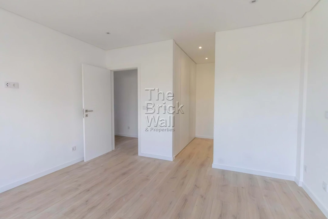 Moradia T4 para Venda em Santa Iria de Azoia, São João da Talha e Bobadela Foto 32