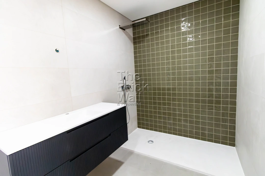 Moradia T4 para Venda em Santa Iria de Azoia, São João da Talha e Bobadela Foto 28