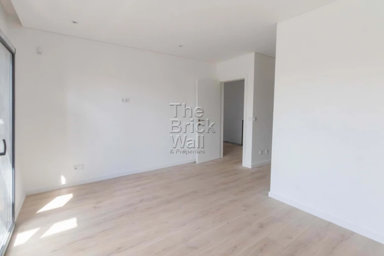 Moradia T4 para Venda em Santa Iria de Azoia, São João da Talha e Bobadela Foto 21