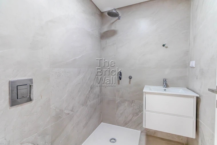 Moradia T4 para Venda em Santa Iria de Azoia, São João da Talha e Bobadela Foto 14