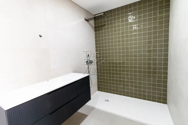 Moradia T4 para Venda em Santa Iria de Azoia, São João da Talha e Bobadela Foto 28