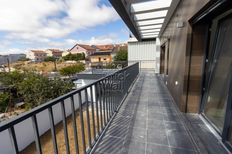 Moradia T4 para Venda em Santa Iria de Azoia, São João da Talha e Bobadela Foto 45