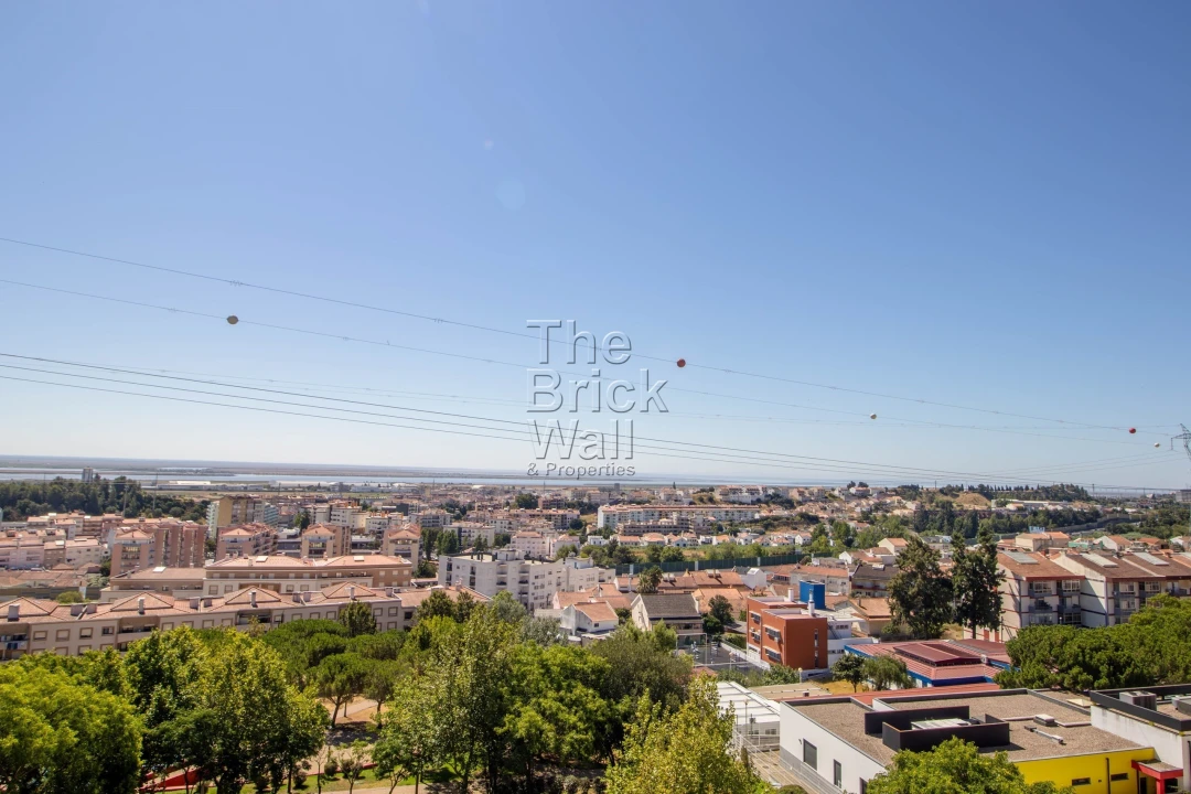 Apartamento T3 para Venda em Alverca do Ribatejo e Sobralinho Foto 18
