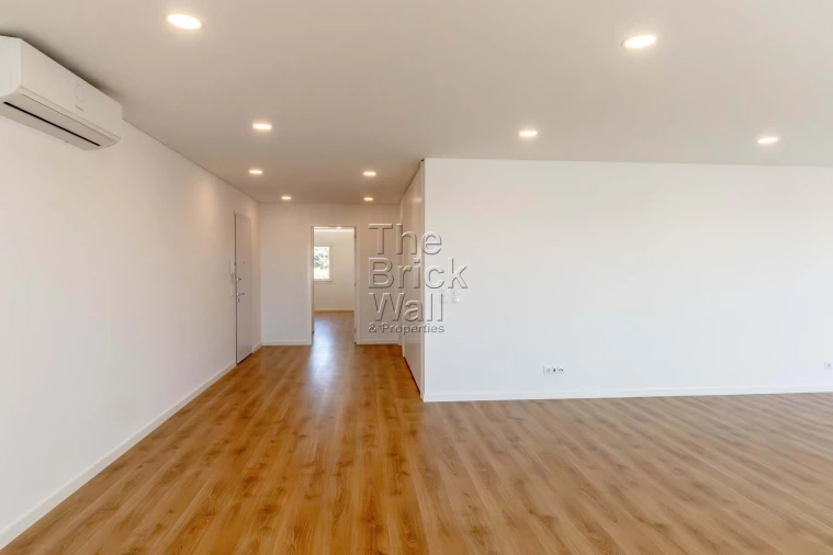 Apartamento T3 para Venda em Alverca do Ribatejo e Sobralinho Foto 1