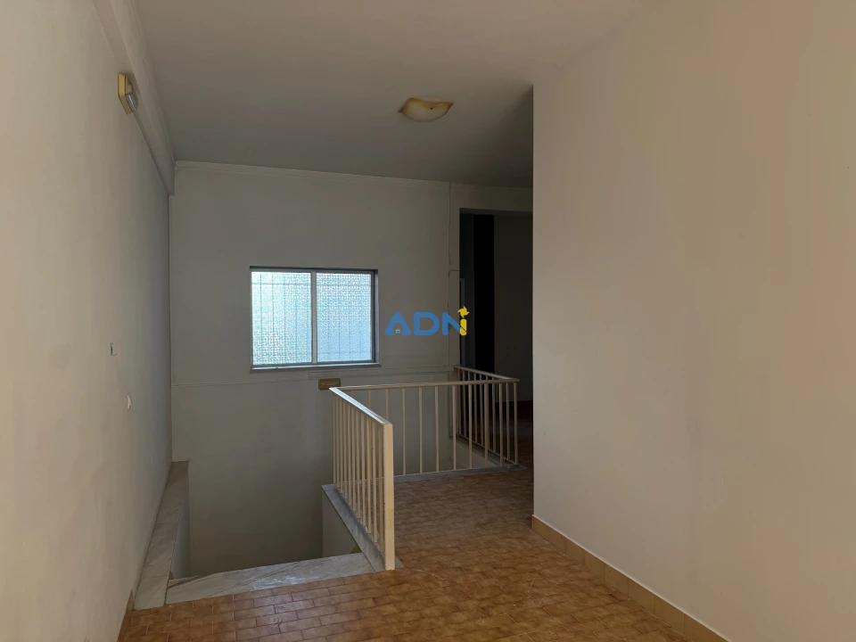 Negócio para Venda em Castelo Branco Foto 2