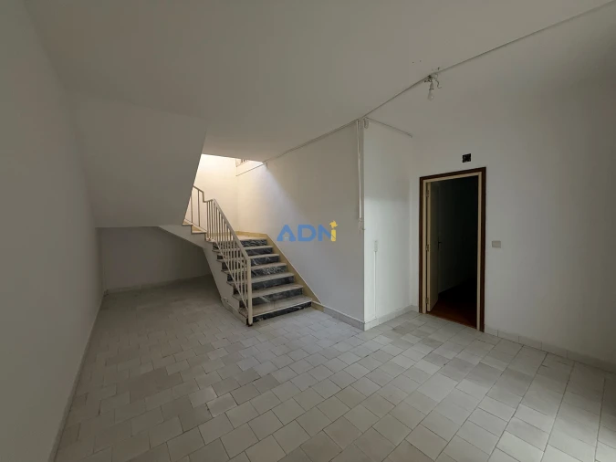 Negócio para Venda em Castelo Branco Foto 3