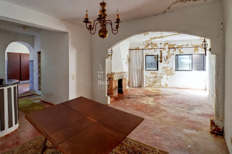 Moradia T6 para Venda em Alte Foto 12