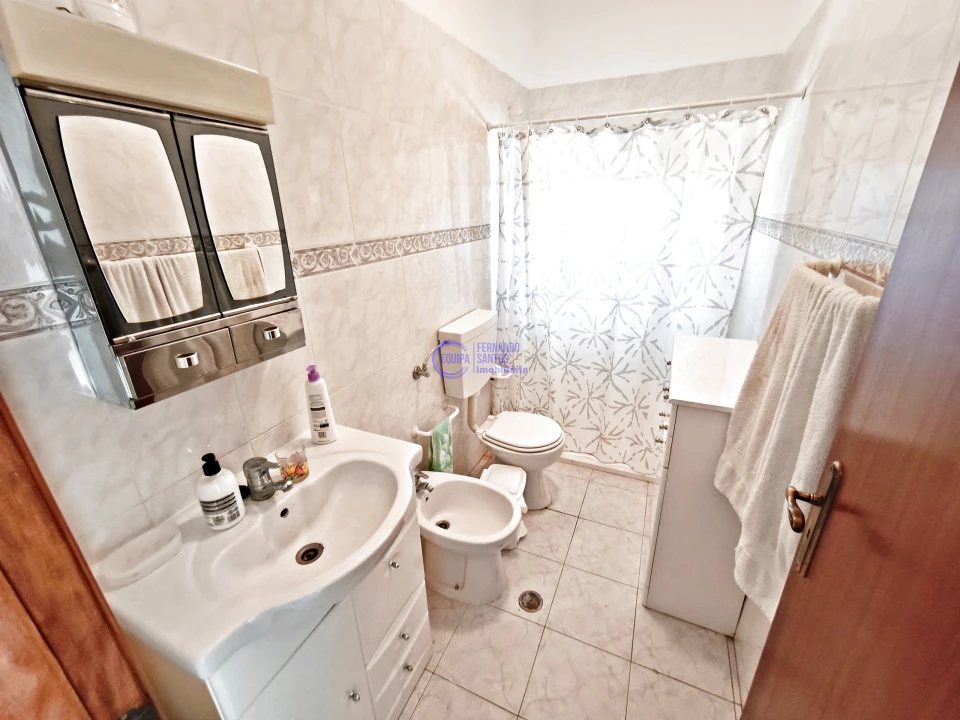 Quinta T6 para Venda em Armação de Pera Foto 14