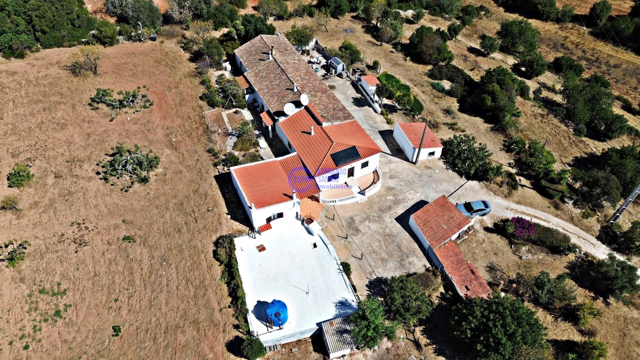 Quinta T6 para Venda em Armação de Pera Foto 43