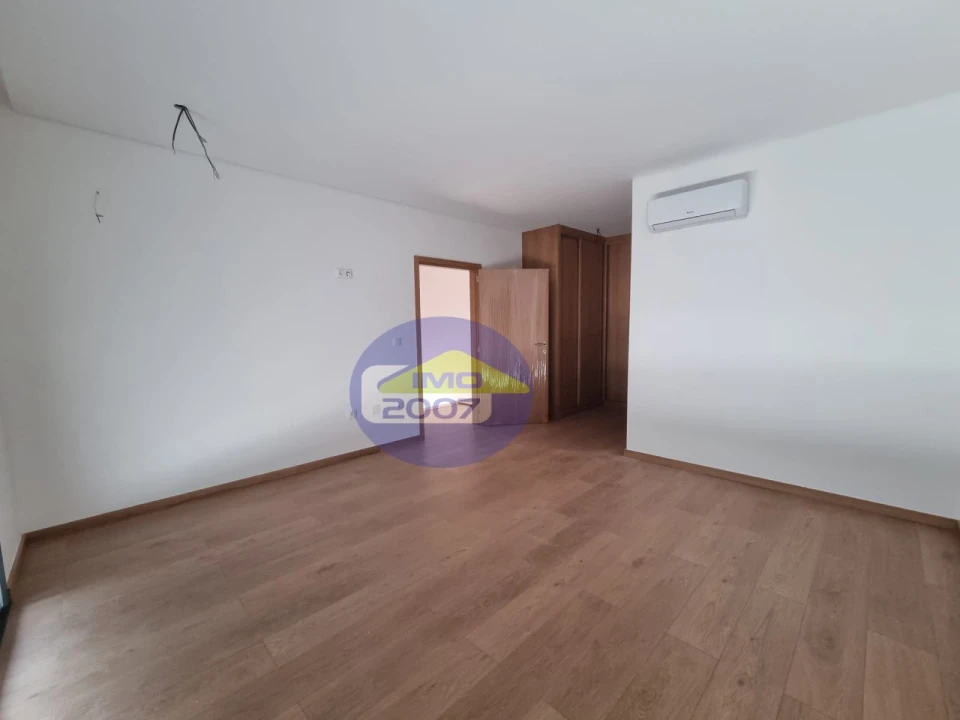 Moradia T3 para Venda em Lobão, Gião, Louredo e Guisande Foto 11