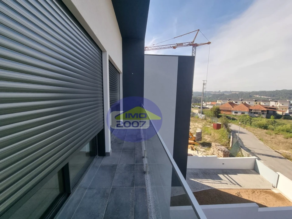 Moradia T3 para Venda em Lobão, Gião, Louredo e Guisande Foto 19