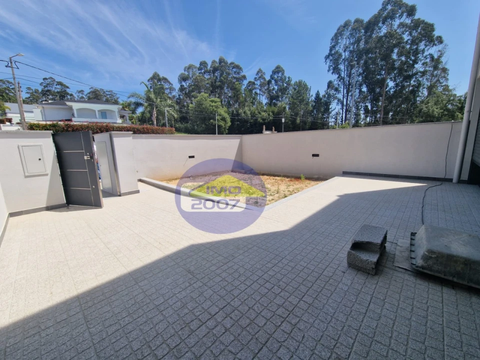 Moradia T3 para Venda em Lobão, Gião, Louredo e Guisande Foto 24