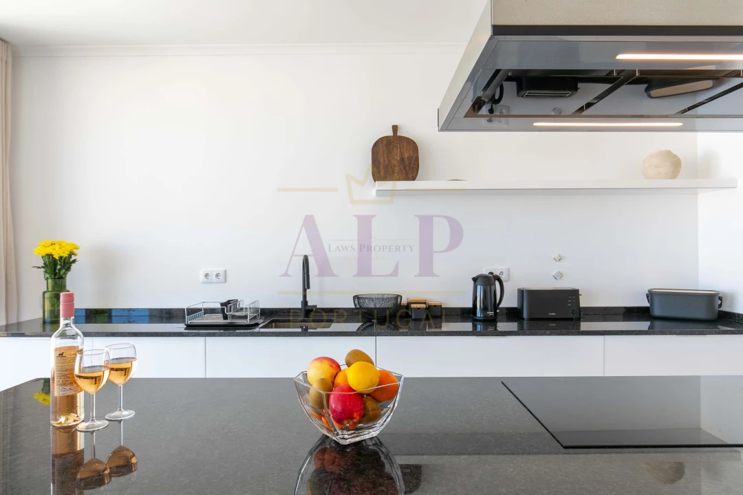 Moradia T3 para Venda em Lagos (São Sebastião e Santa Maria) Foto 8