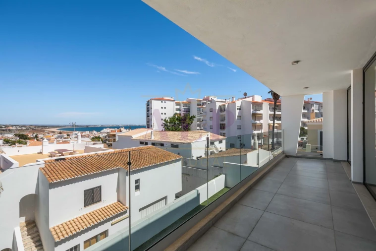 Moradia T3 para Venda em Lagos (São Sebastião e Santa Maria) Foto 14