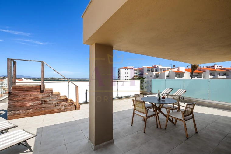 Moradia T3 para Venda em Lagos (São Sebastião e Santa Maria) Foto 37